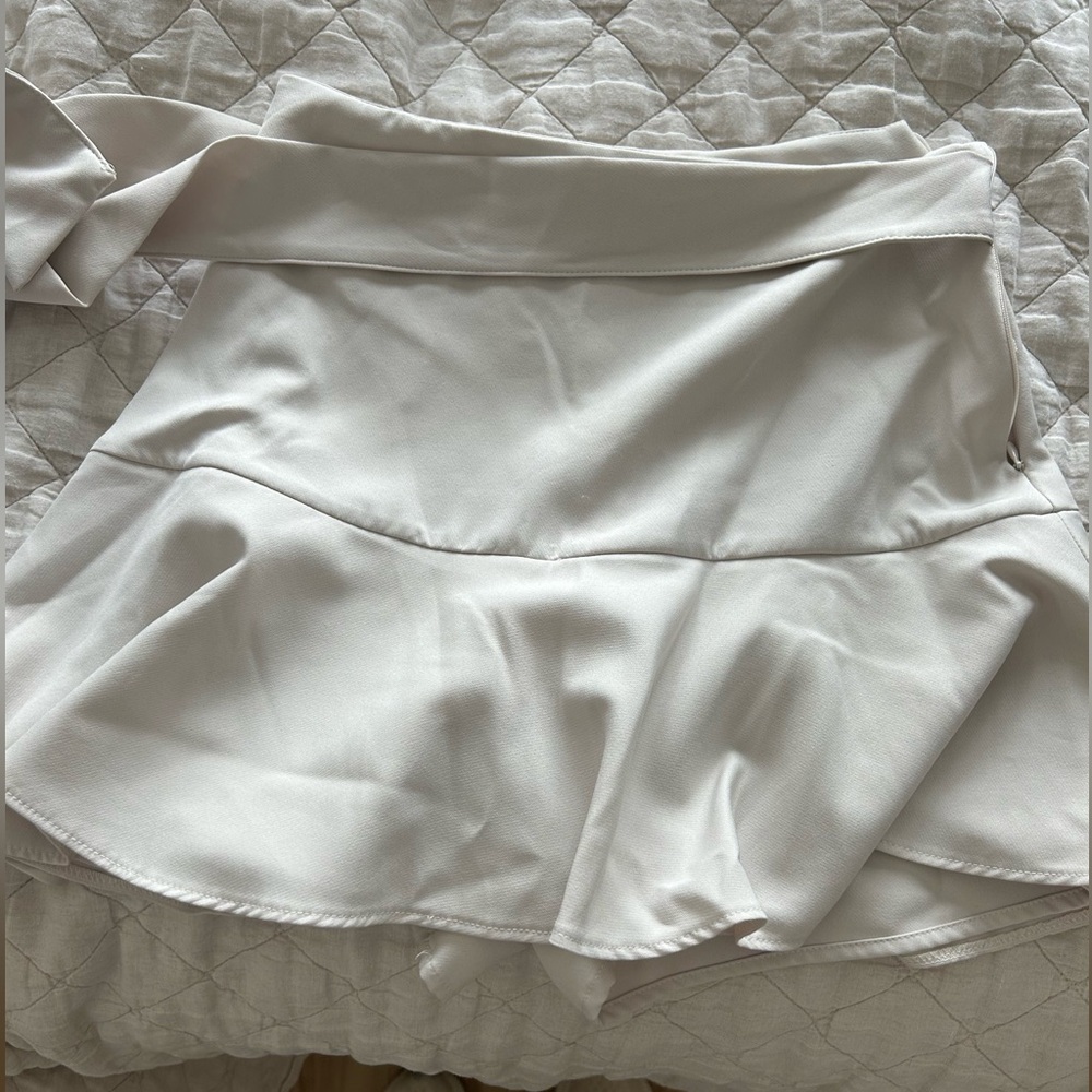 Nude Skort